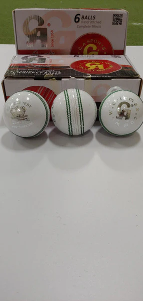 CA Supreme Test Cricket Ball - White - Senior Size (Pack of 1) - Image 4
