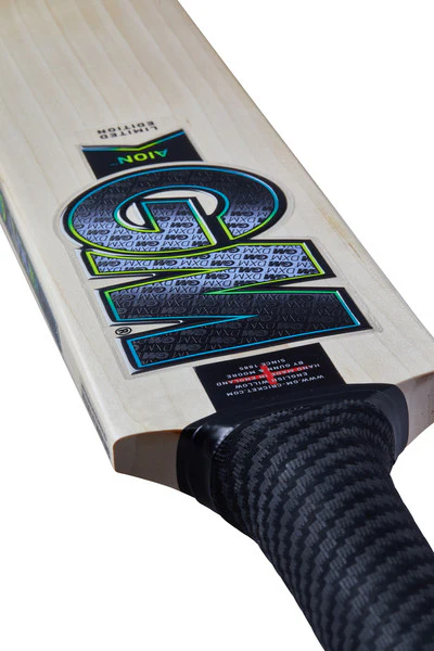 GM AION Limited Edition Cricket Bat 2025 - Image 5