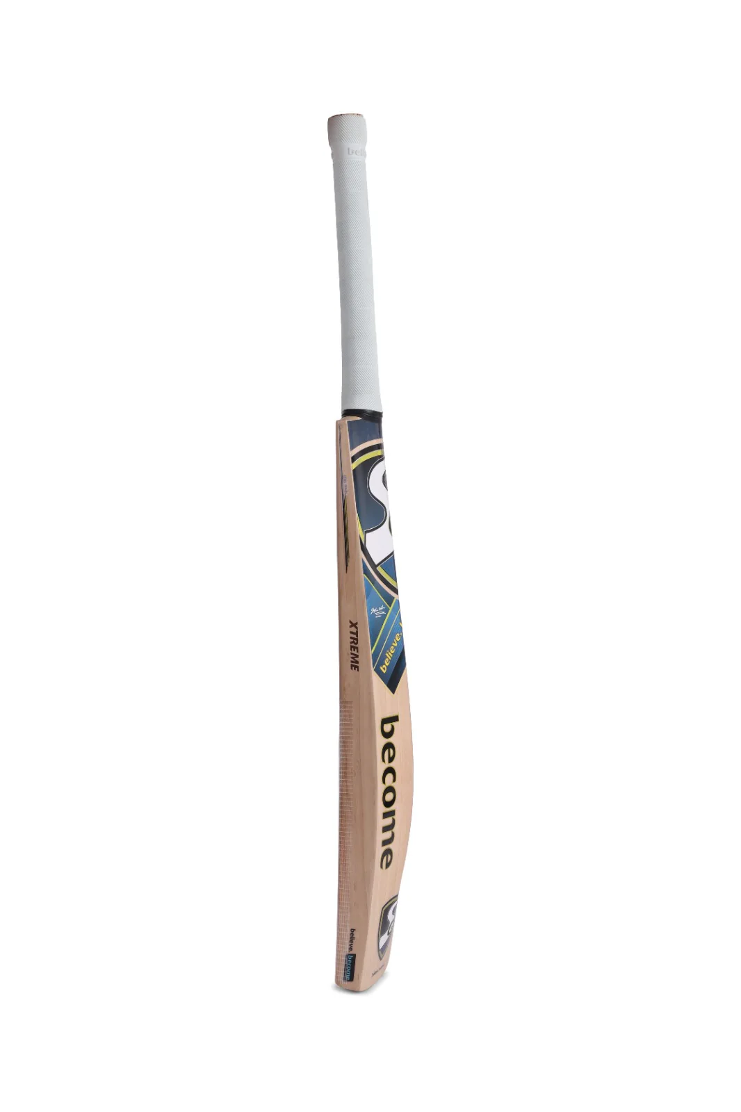 SG IK Xtreme Cricket Bat 2025 - Image 4