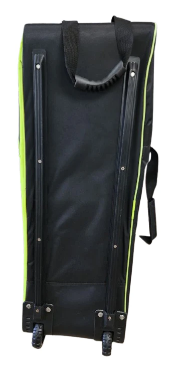 MRF Legend VK 18 3.0 Wheelie Cricket Kit Bag - Green (UK Model) - Image 3