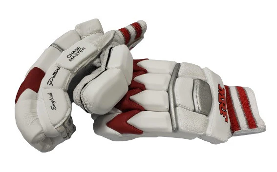 MRF Genius Chase Master Batting Gloves - Image 4