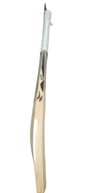 SG Nexus Xtreme Junior Cricket Bat 2026 - Image 4